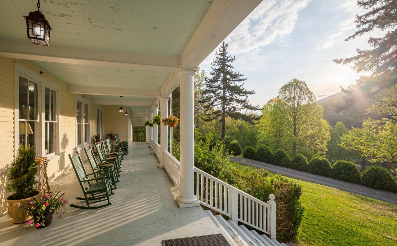Grand Old Lady Hotel Waynesville Buitenkant foto